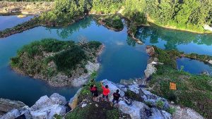 telaga biru semin jogja